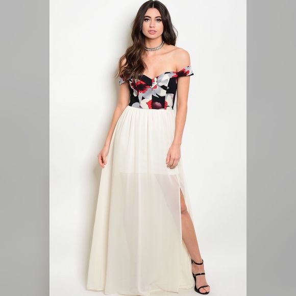 Dresses & Skirts - 🆕 Alice Off the Shoulder Floral Maxi